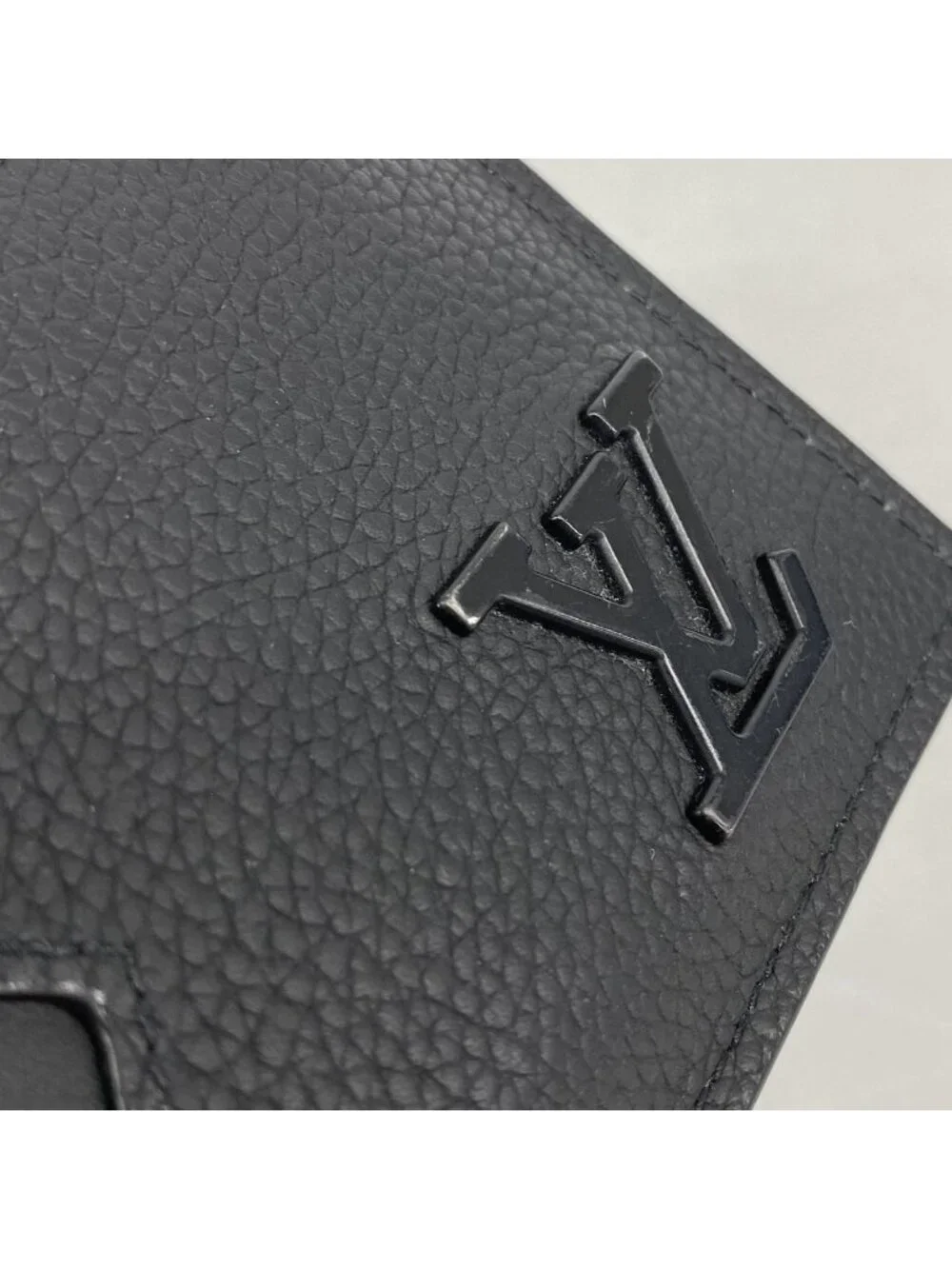 Louis Vuitton Coin Purse LV Aerogram Coin Card Holder Black